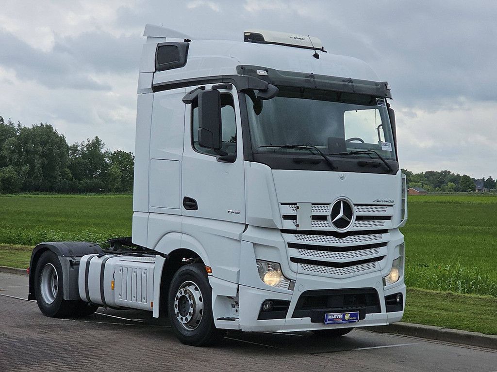 MERCEDES-BENZ ACTROS 1845 LS