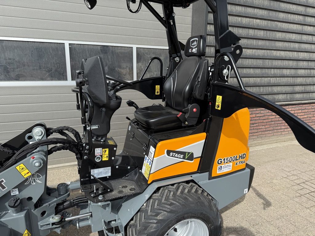 Giant G1500 L HD X-TRA minishovel / kniklader NIEUW