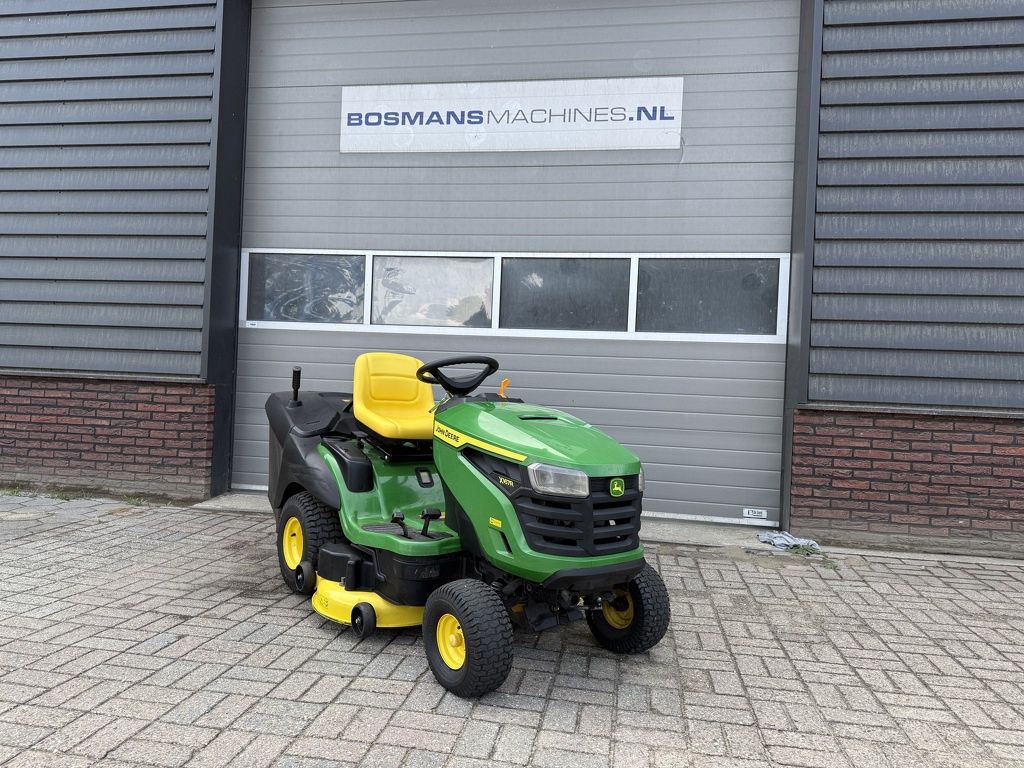 John Deere X167 R zitmaaier met opvang