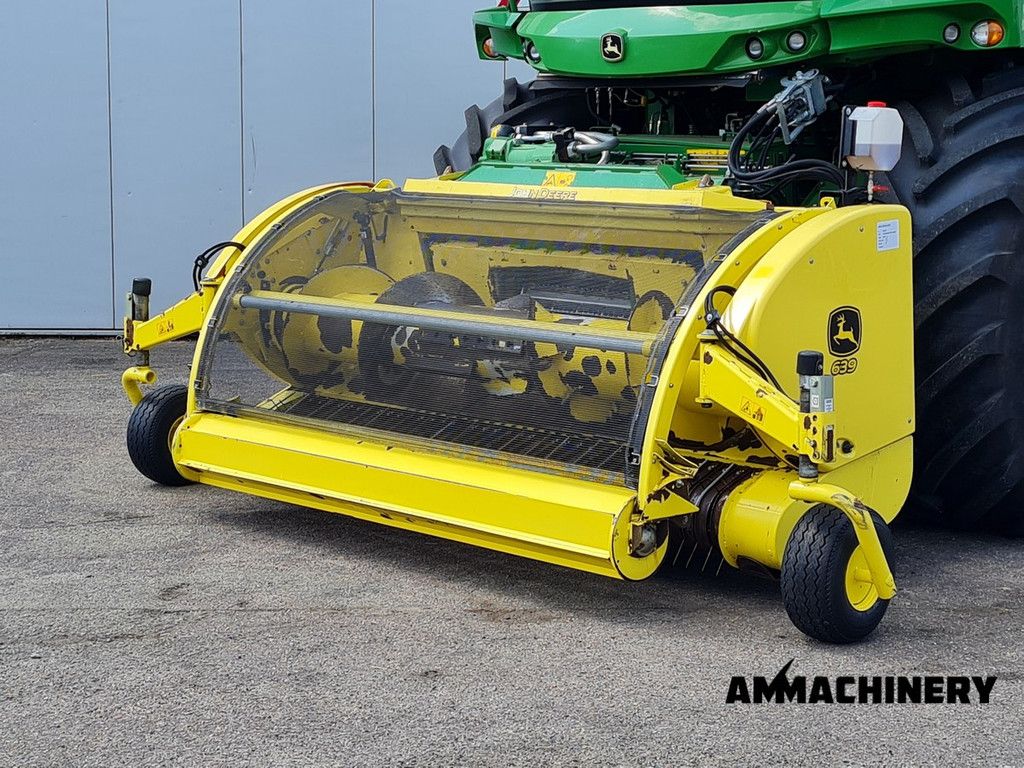 John Deere 639