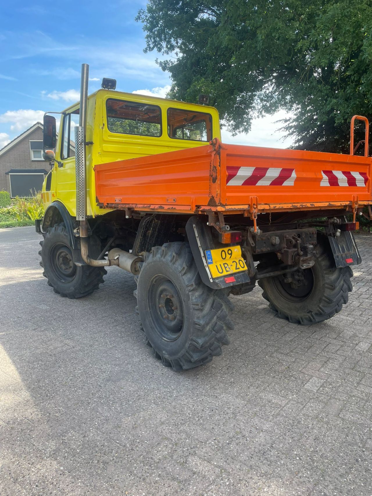 Unimog U1000 424