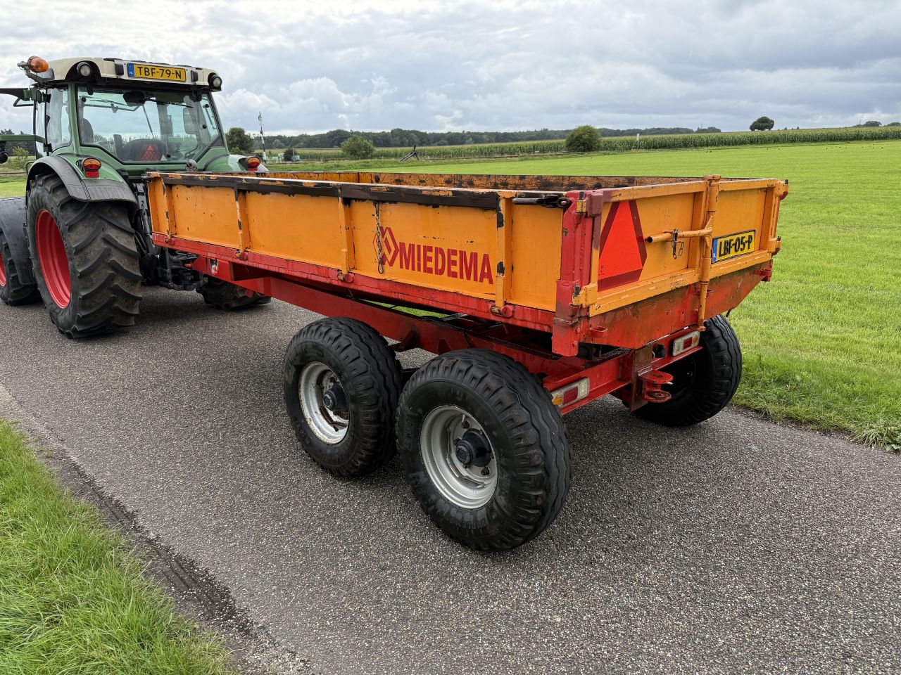 Miedema kipper, dumper, kieper. Marge
