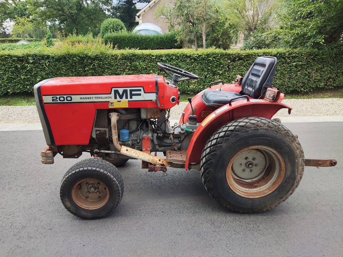 Massey Ferguson minitractor (type 200, diesel, 20 pk, UNIEK)