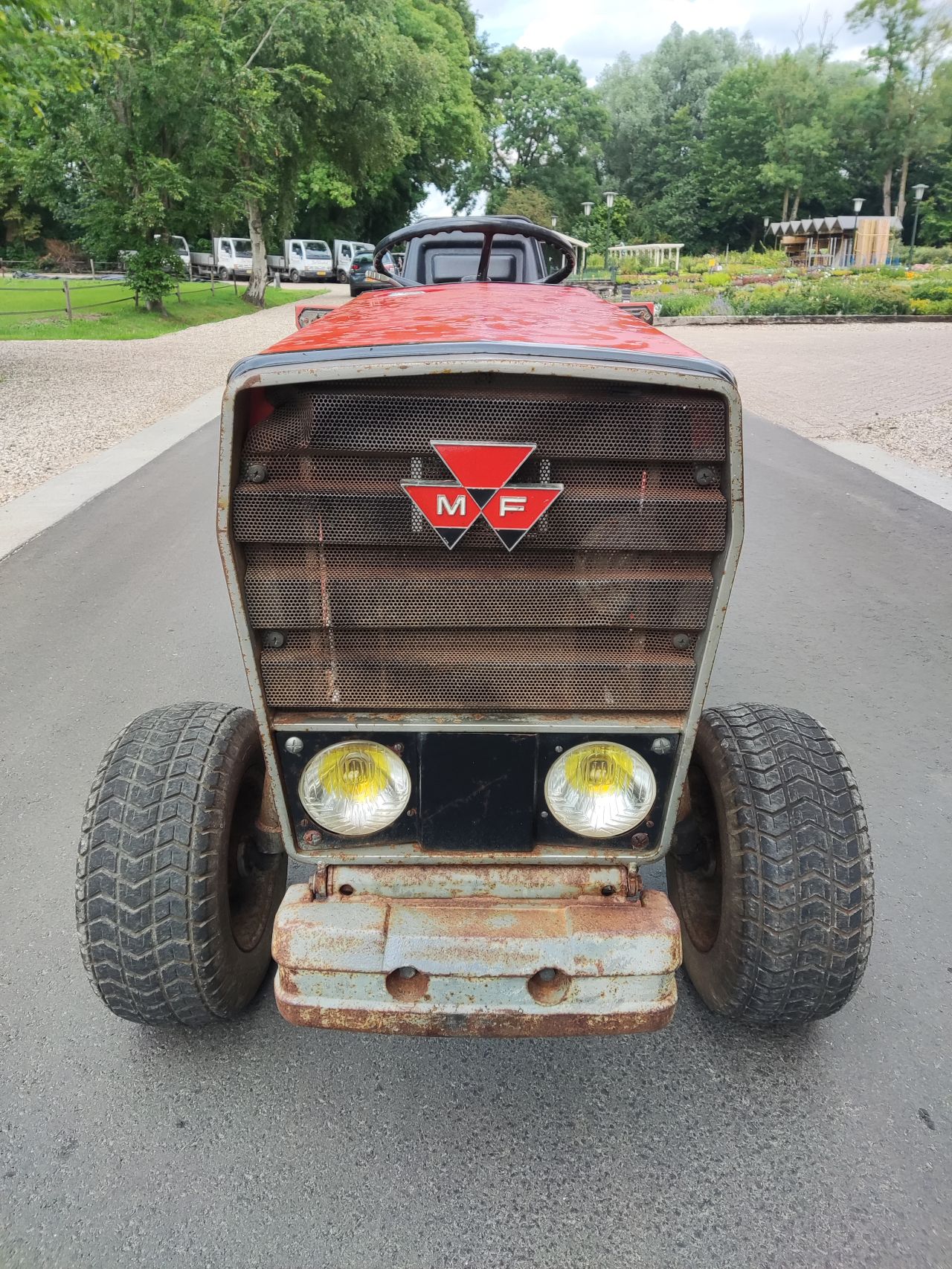 Massey Ferguson minitractor (type 200, diesel, 20 pk, UNIEK)