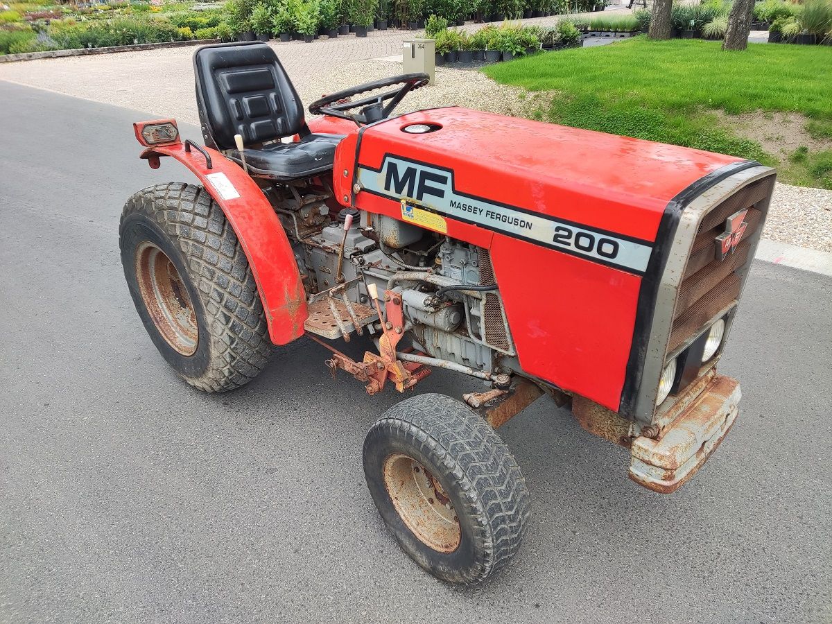 Massey Ferguson minitractor (type 200, diesel, 20 pk, UNIEK)
