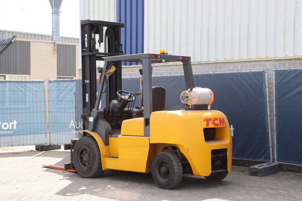 Gabelstapler TCM 244 Treibgas 5000kg 4,2m 2004