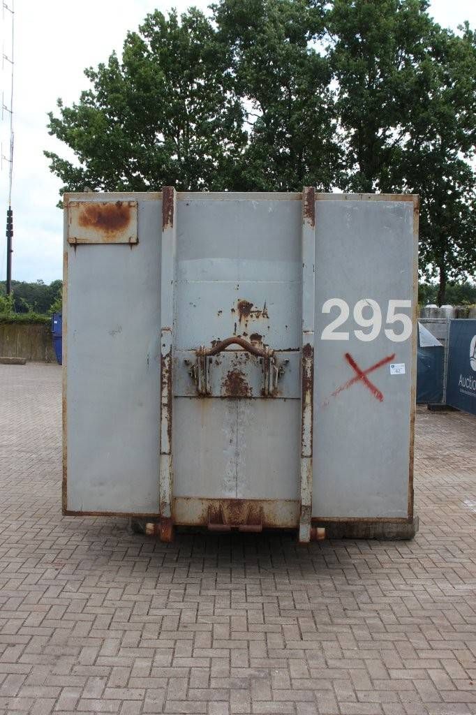 Container