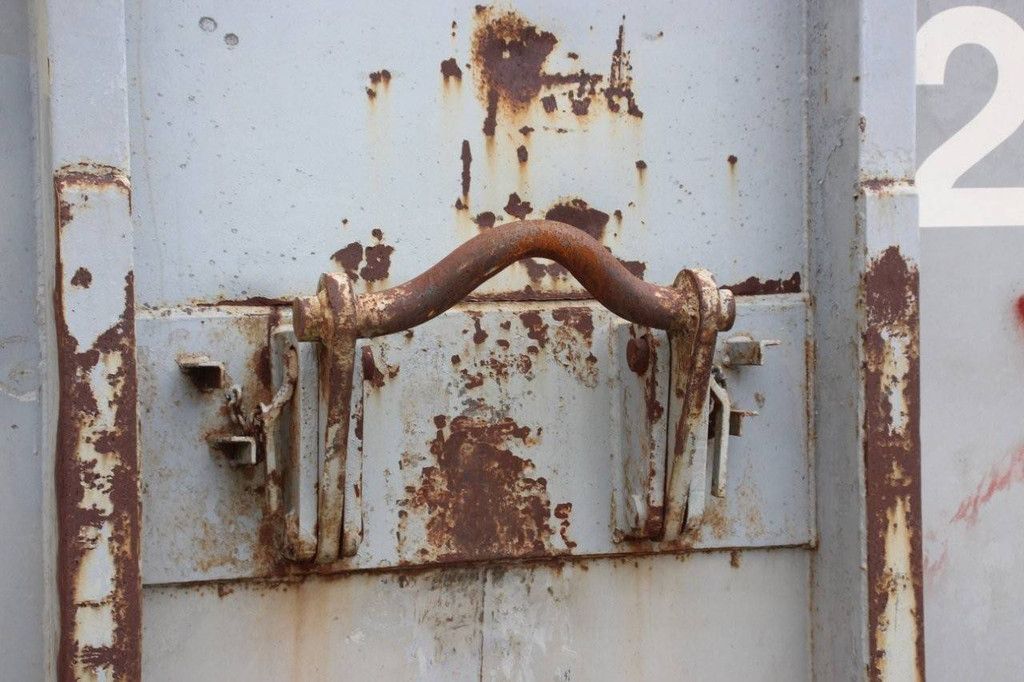 Container