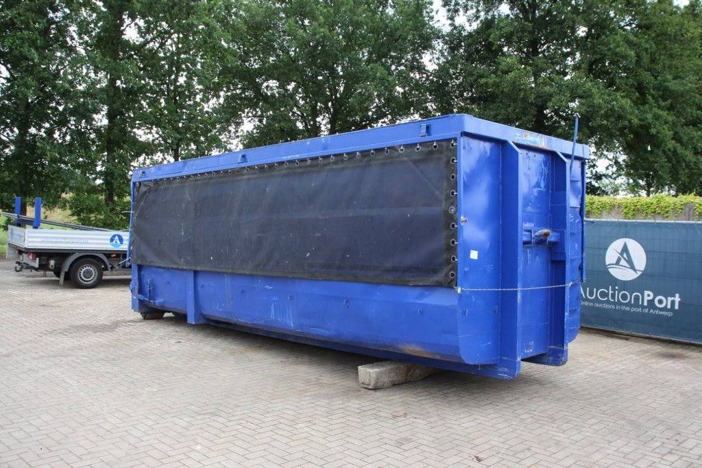 Container