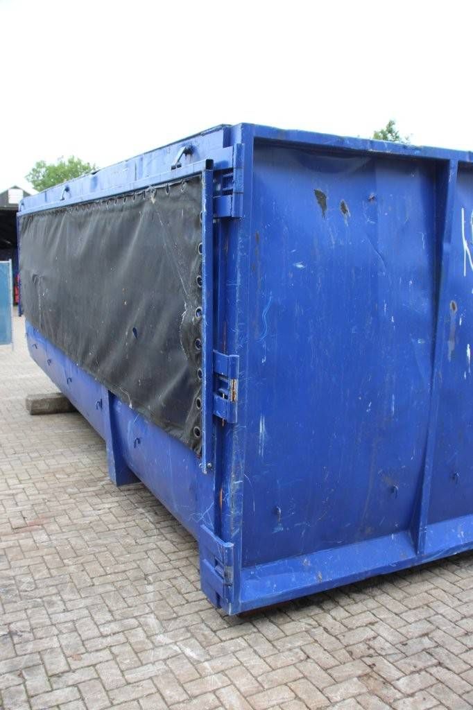Container