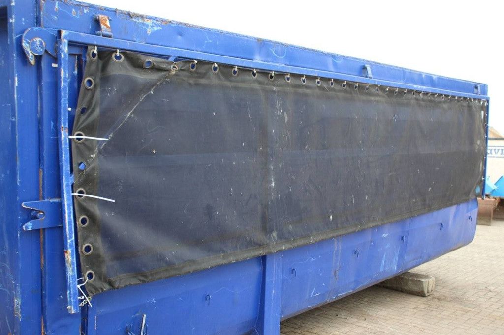 Container