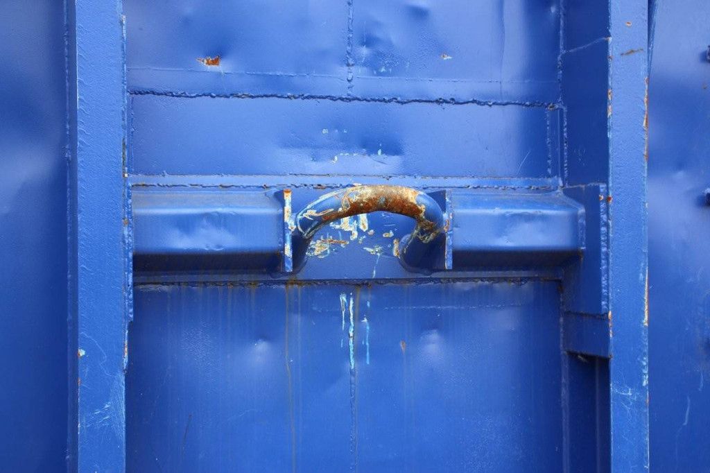 Container