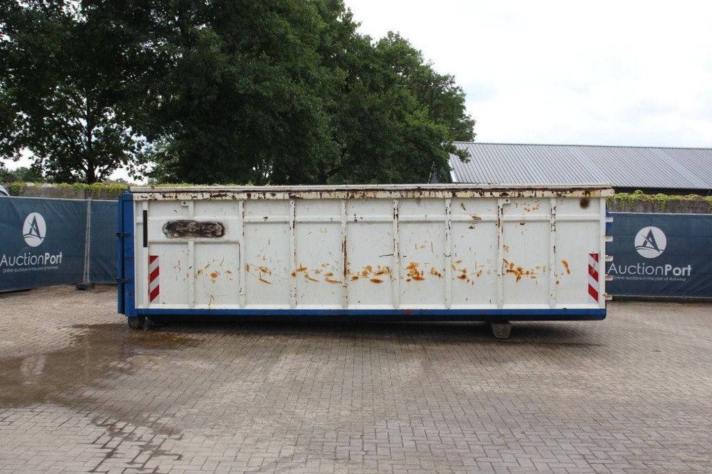 Container 7x2.3x1.75m