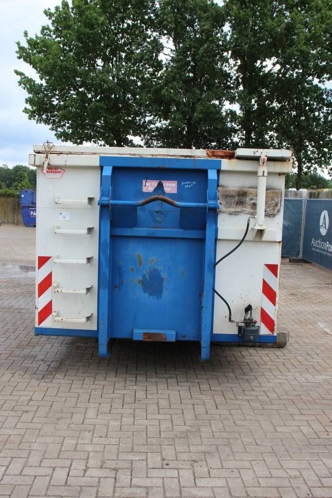 Container 7x2.3x1.75m
