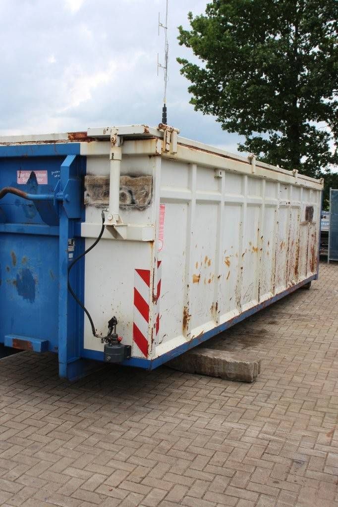 Container 7x2.3x1.75m