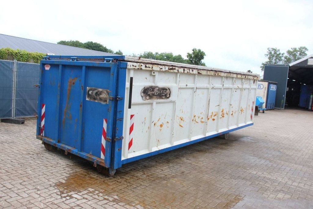 Container 7x2.3x1.75m