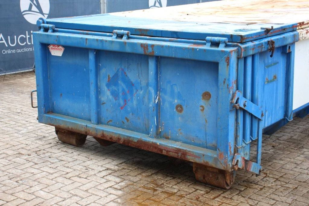 Behälter 7x2,3x1m