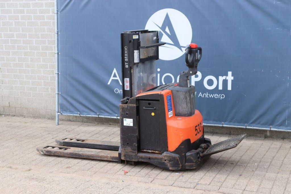 Hochhubwagen BT SWE200D Elektrisch 1000kg 2,0m 2016