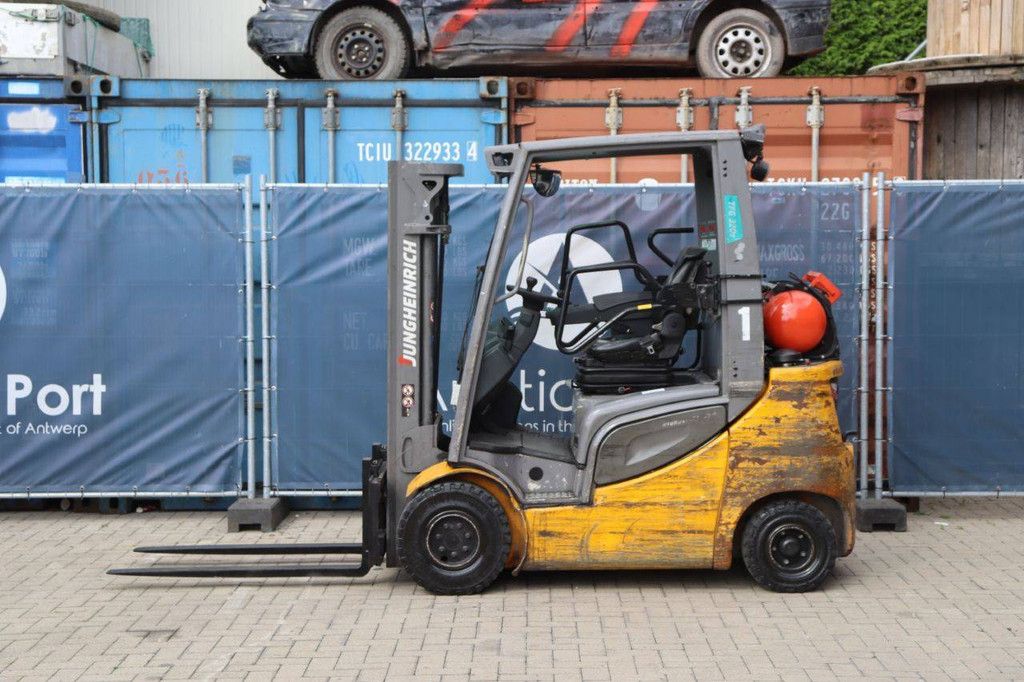 Heftruck Jungheinrich TFG 320s LPG 2000kg 5.5m 2018