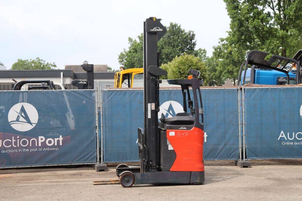 Schubmaststapler AT R14-01 Elektro 1400kg 8,3m 2019