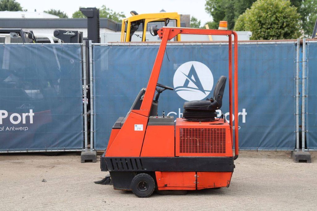 Hako Z600 Diesel-Kehrmaschine