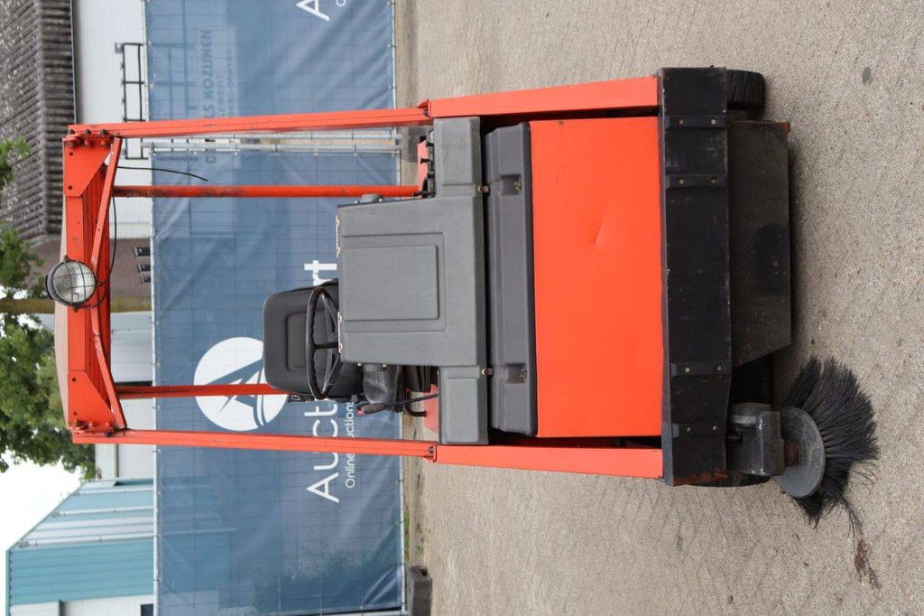 Hako Z600 Diesel-Kehrmaschine