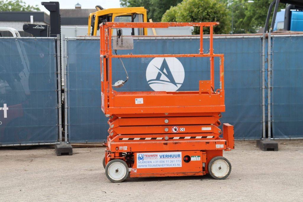 Scherenbühne TEU Skyjack SJ III 3219 Elektro 7,62m 2018
