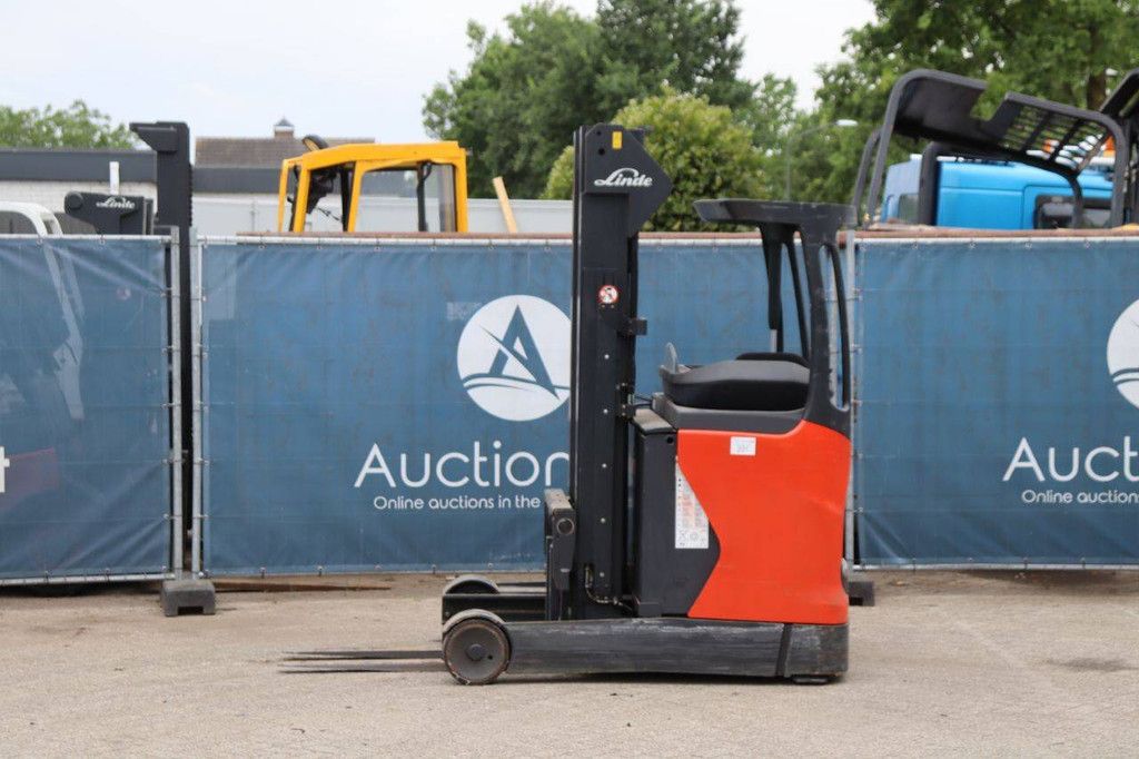 Reach truck Linde R16-01 Electric 1600kg 8.6m 2013