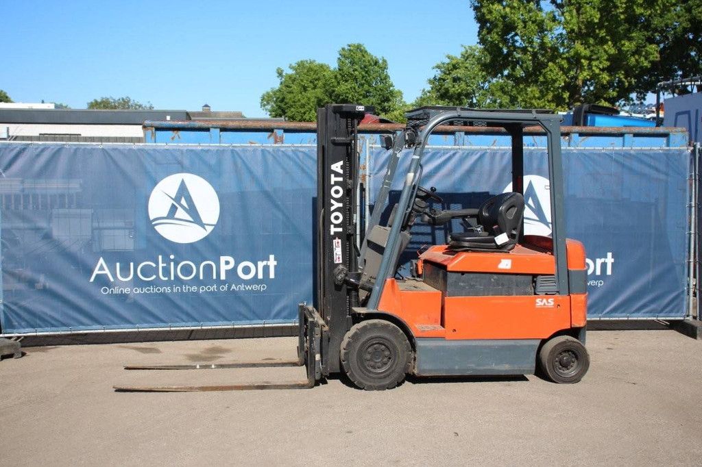Forklift Toyota 76BMF25 Electric 2500kg 5.0m 2008