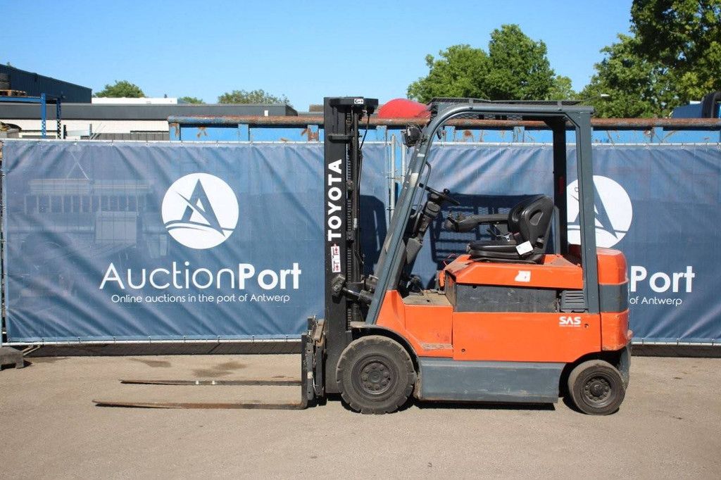 Forklift Toyota 76BMF25 Electric 2500kg 5.0m 2008