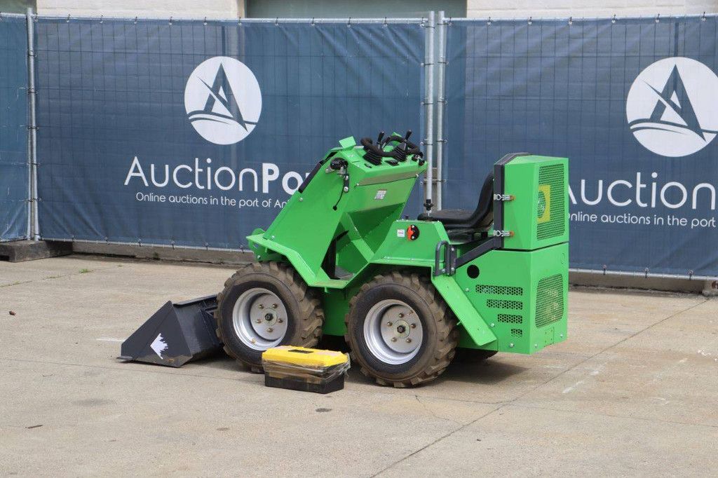 Skid steer loader Nycheki SK-911 Diesel