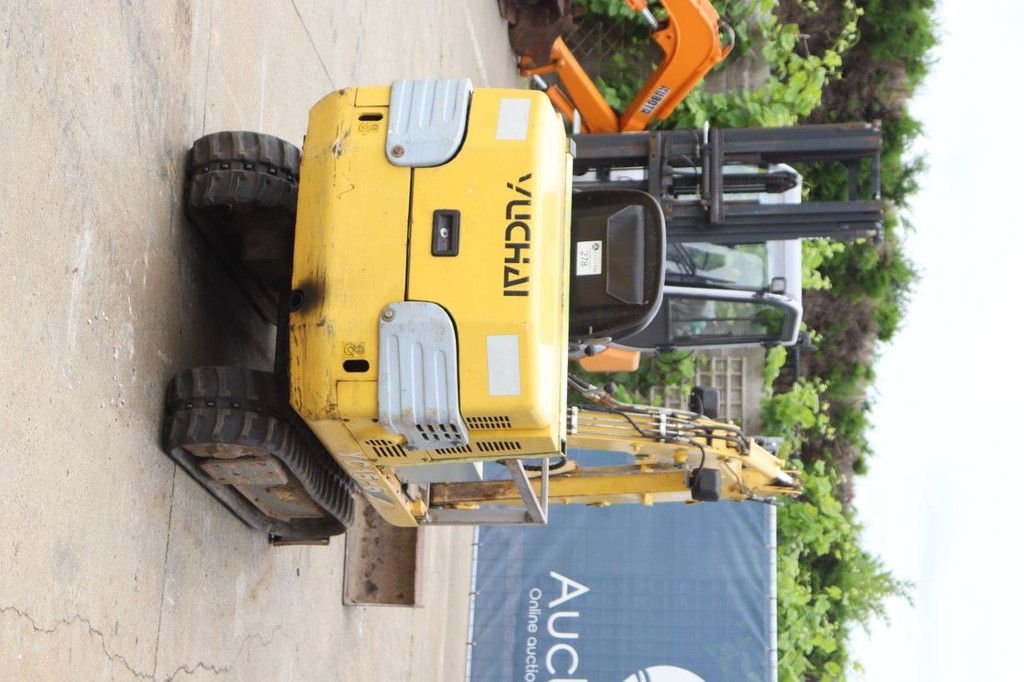 Minigraver Yuchai D8T Diesel 2018