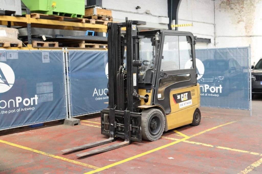 Gabelstapler Caterpillar EP30K-PAC Elektro 3500kg 4,5m 2005