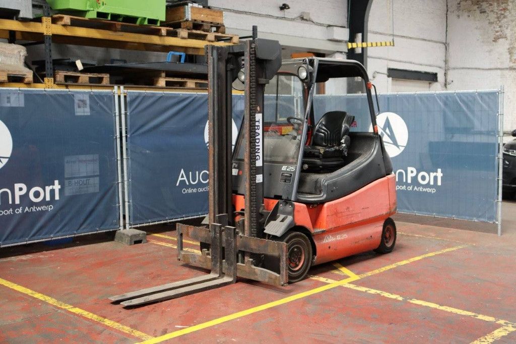 Heftruck Linde E25-02 Elektrisch 2500kg 3.7m 1998