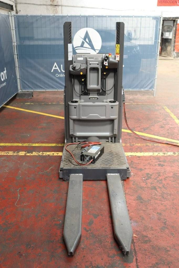 Orderpicker Mitsubishi Velia Elektrisch 2020