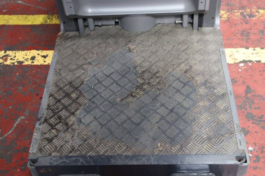 Orderpicker Mitsubishi Velia Elektrisch 2020