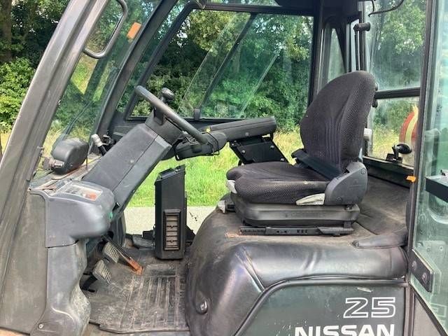 Gabelstapler Nissan 25 Treibgas 2500kg