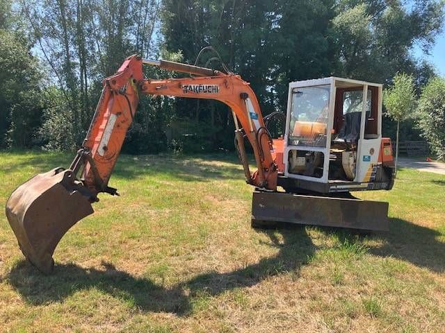 Rupsgraafmachine Takeuchi TB045 Diesel (Marge)
