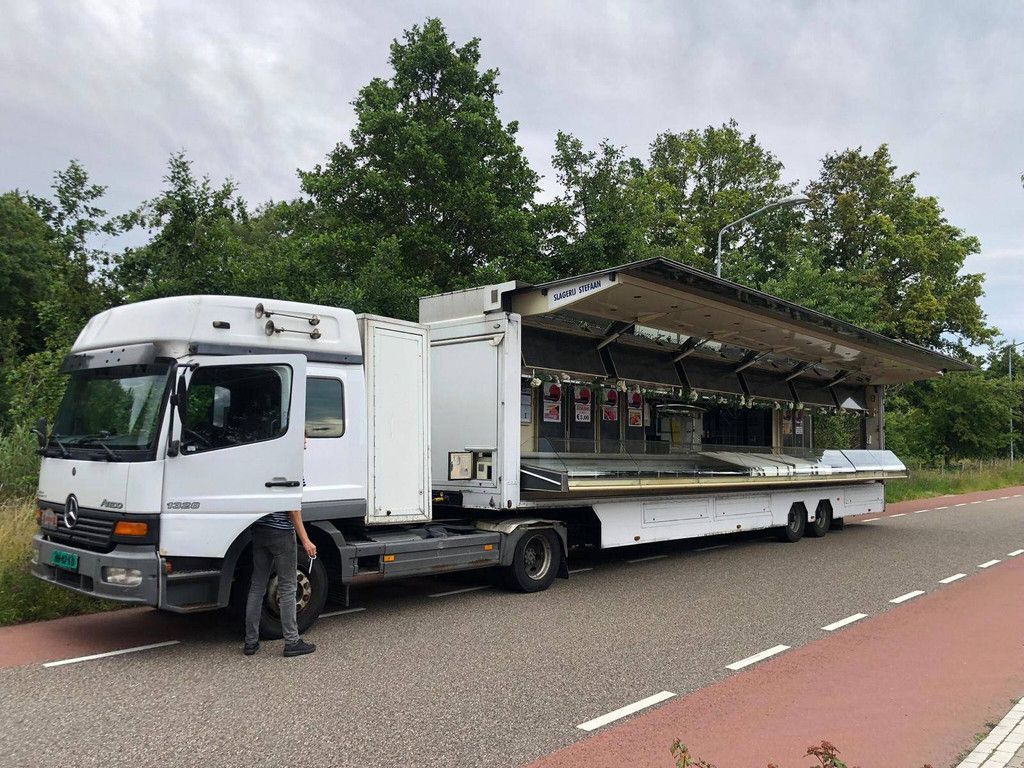 Marktwagen Vrachtwagen Mercedes-Benz Atego Atego 1328 LS Diesel 2000
