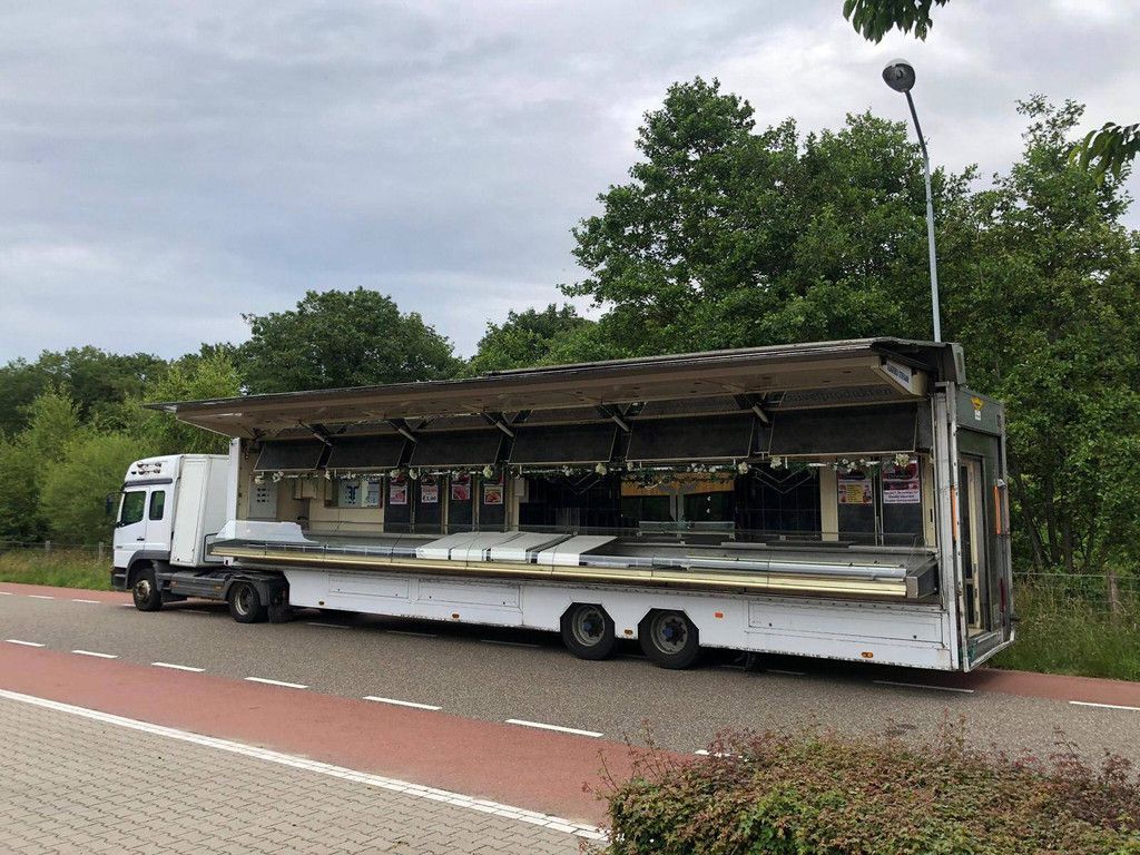 Marktwagen Vrachtwagen Mercedes-Benz Atego Atego 1328 LS Diesel 2000