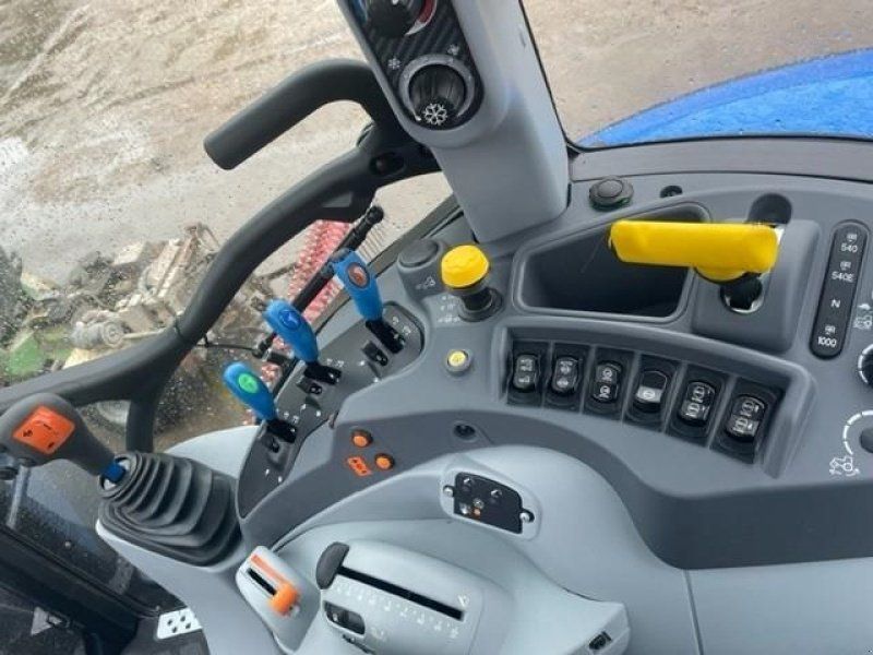 New Holland T5.120 HI-LO
