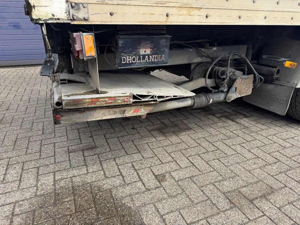 Mercedes-Benz Atego 1218