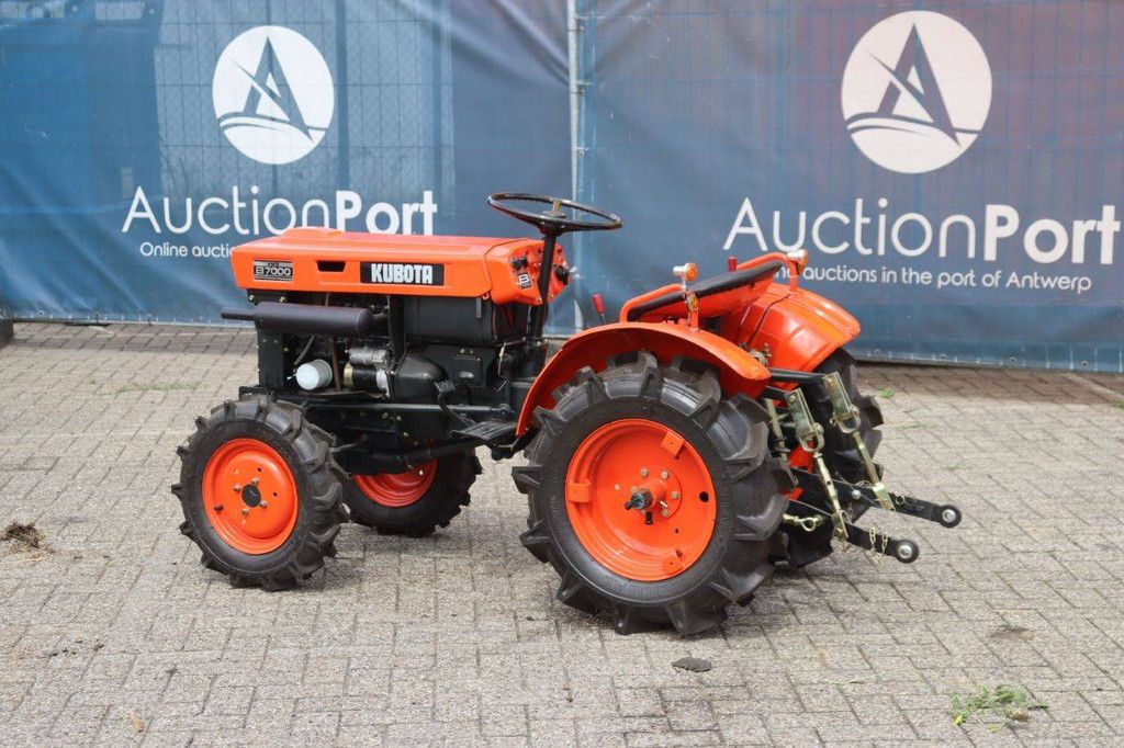 Mini tractor Kubota B7000 Diesel