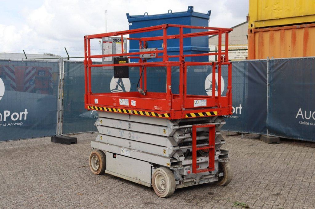Scherenbühne Skyjack SJIII4626 Diesel 9,9m 2011