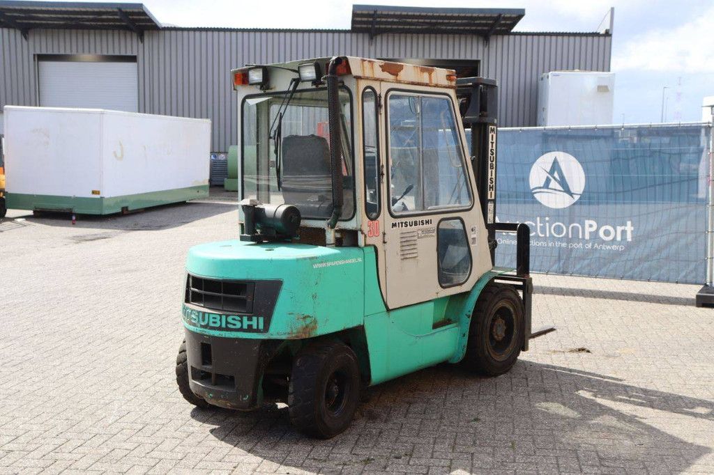 Gabelstapler Mitsubishi FD-30 Diesel 3000kg 1995