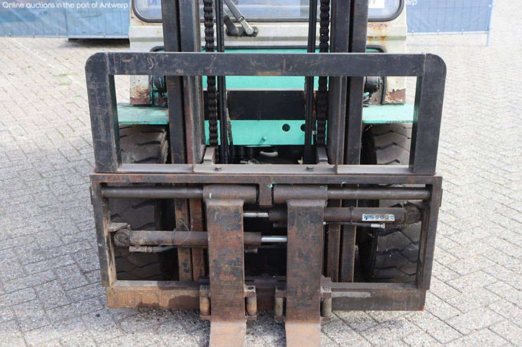 Gabelstapler Mitsubishi FD-30 Diesel 3000kg 1995