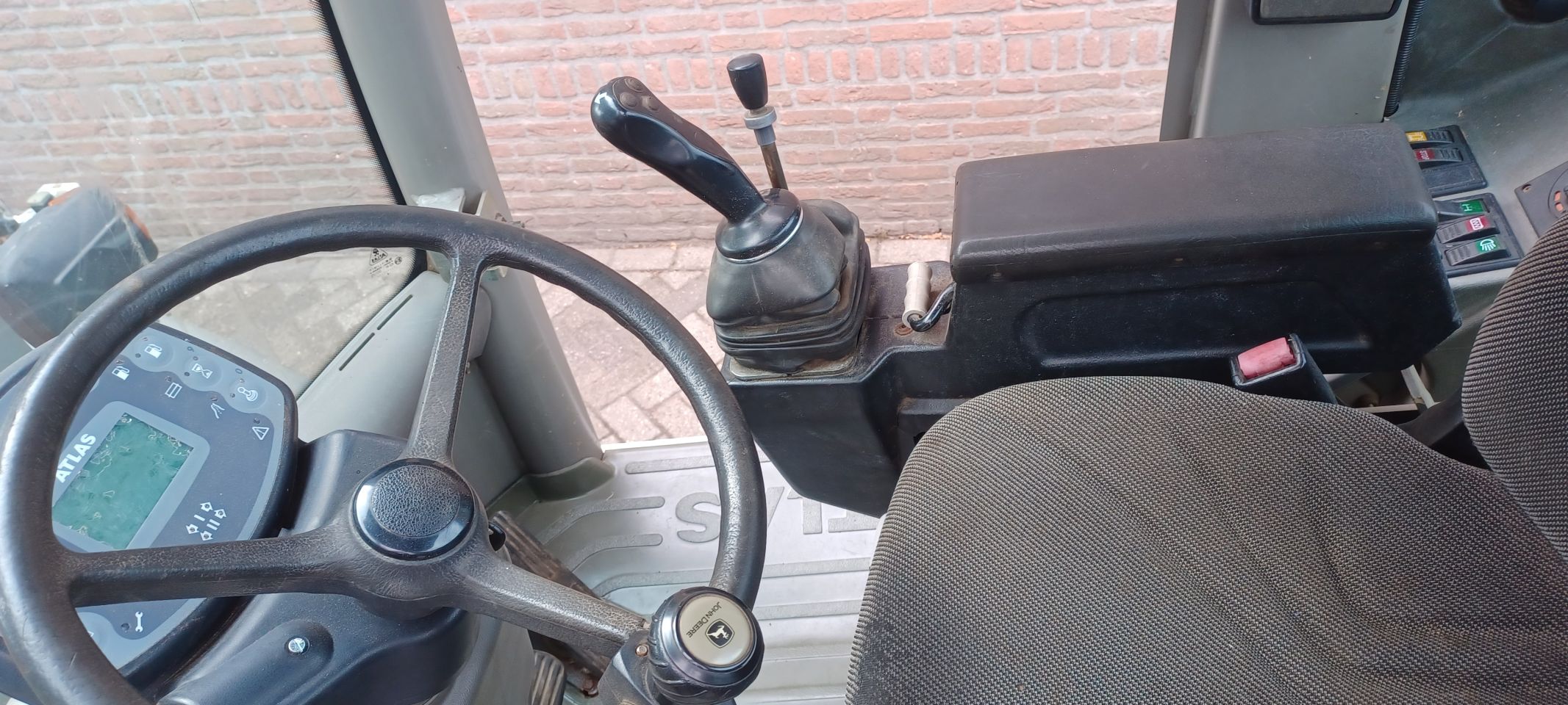 Atlas ar65 loader 35kmh
