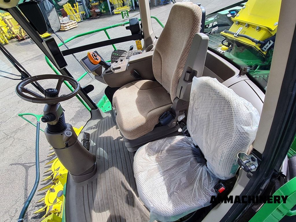 John Deere 8300 pro drive