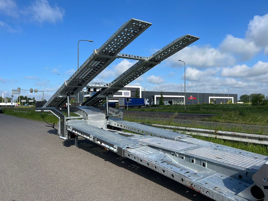 VEGA Trailer PROMAX 3 axle trucktransporter direct rijden!!!!!!!!!!!