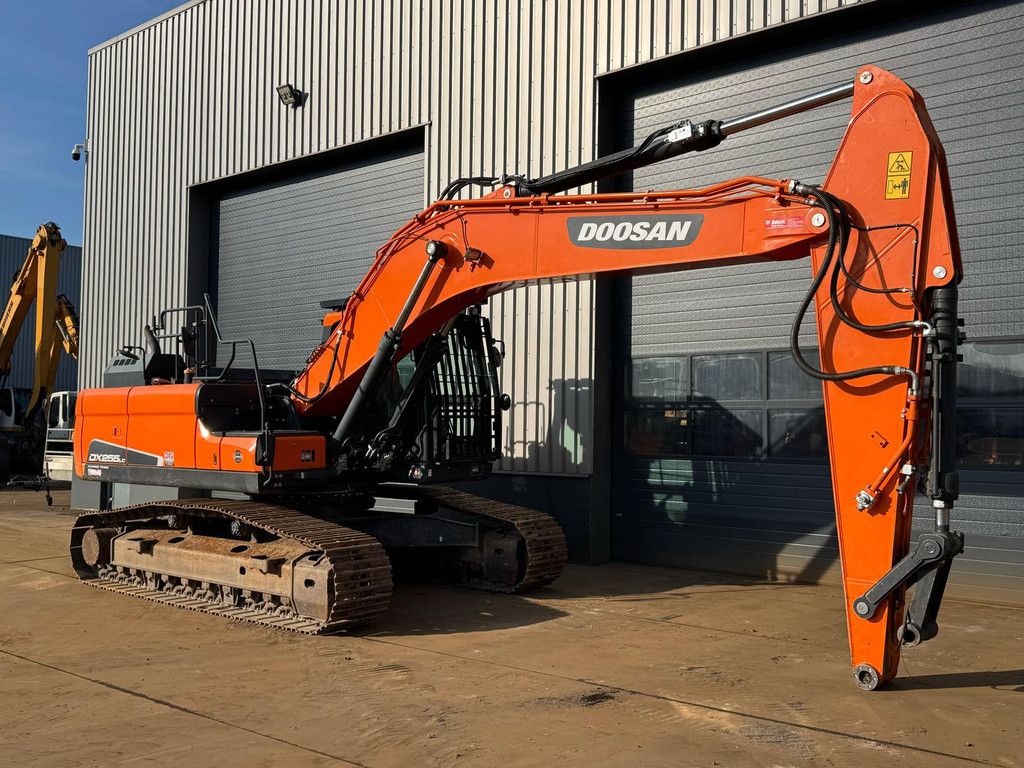 Doosan DX255NLC-5